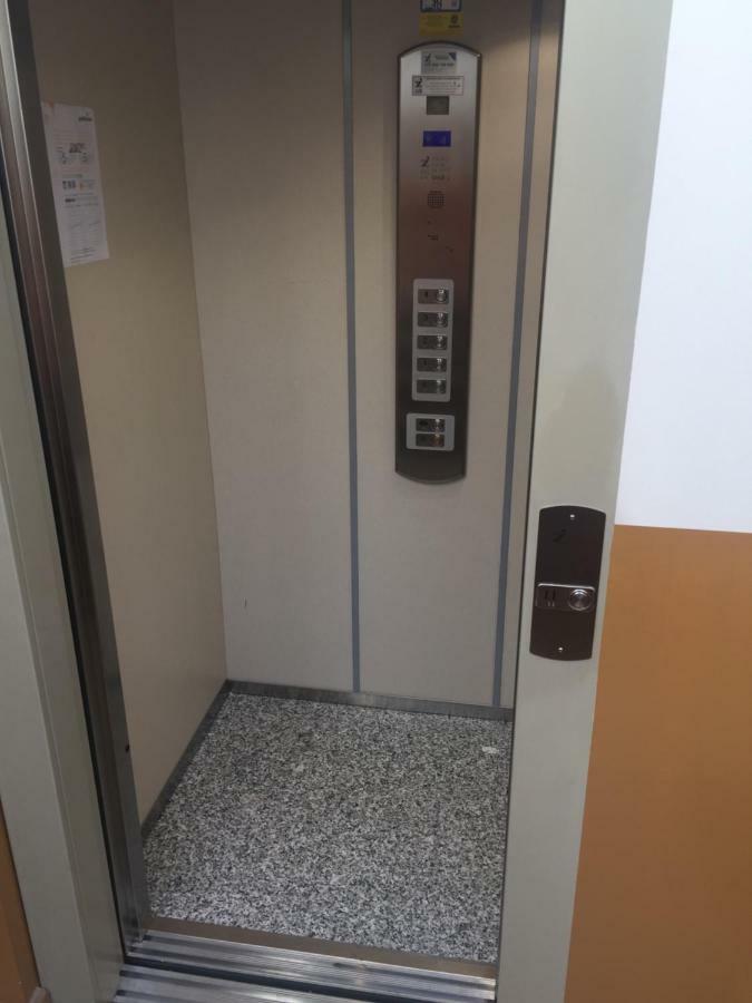 Monkey Apartment City Center Tarragona Bagian luar foto